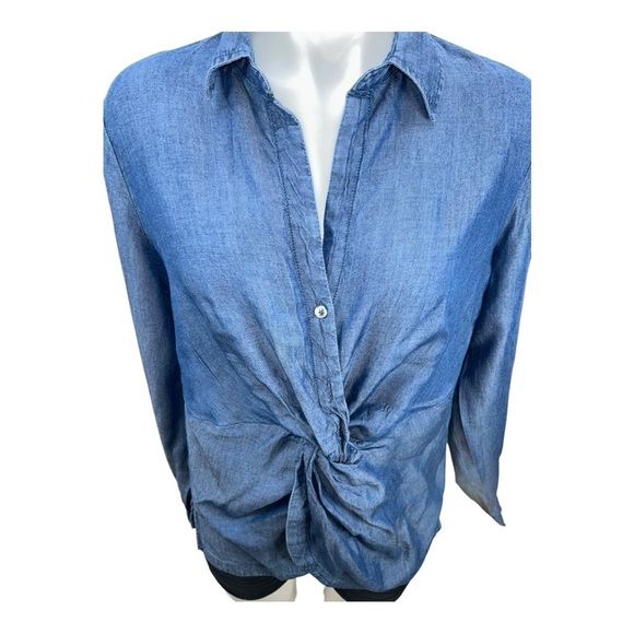 NEW YORK & COMPANY soho Blue Denim Button Knot Front Roll Tab Sleeve Shirt Sz M - Picture 5 of 12